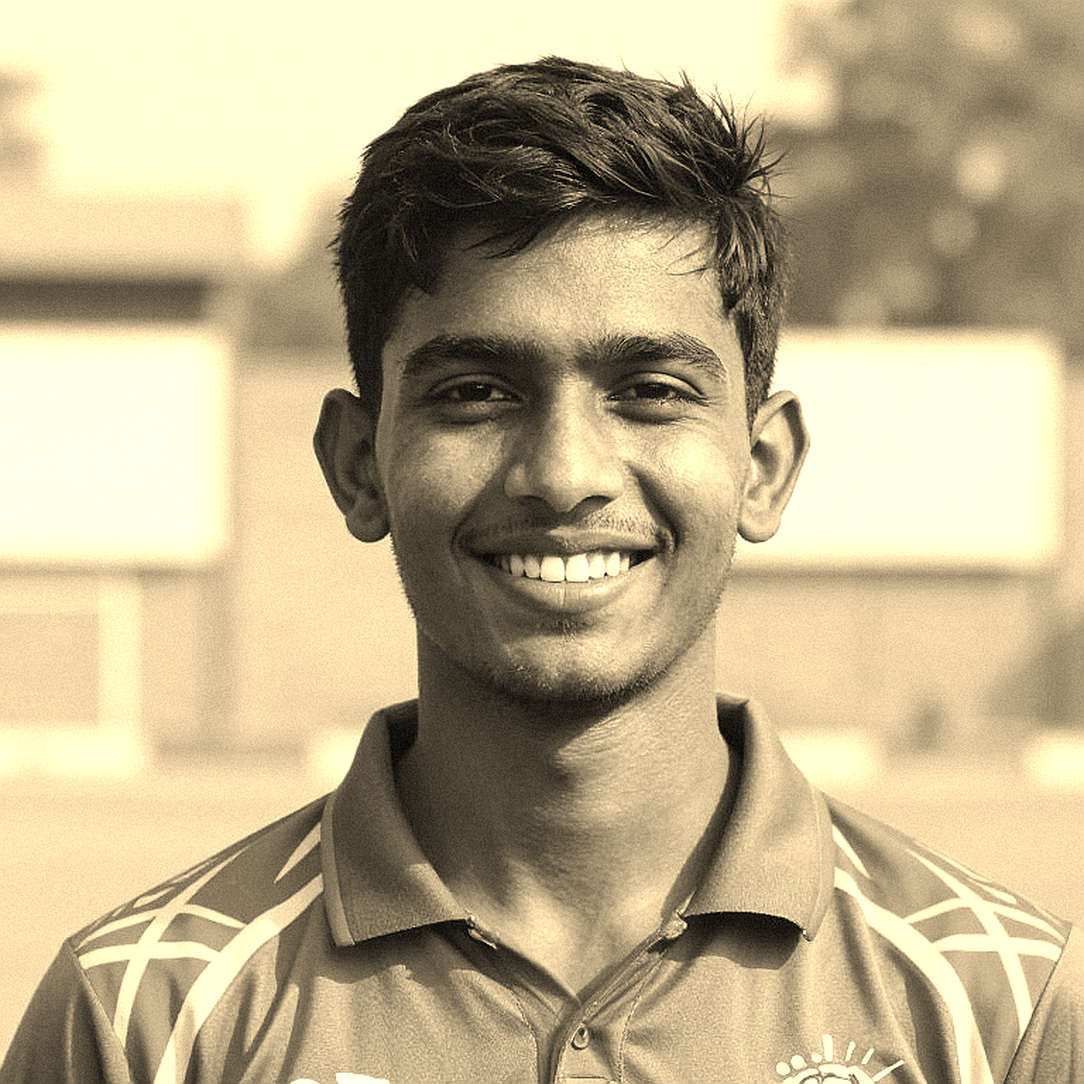 ৯৯ রানের ব্যবধান আর মিরাজের ফেরা: যে সংখ্যাটা কোচের ‘খারাপ দিন’ তত্ত্ব ভাঙে