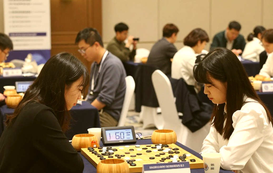 A Samarkand Headline, a Scandinavian Body: The Credibility Gap in Chess News