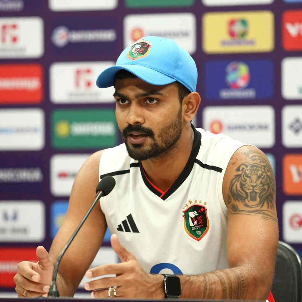 খালি পাইপলাইনের পাঠ: ক্রিকেট বিশ্লেষণে লেজার, যাচাই ও তথ্যের অখণ্ডতা খালি পাইপলাইনের পাঠ: ক্রিকেট বিশ্লেষণে লেজার, যাচাই ও তথ্যের অখণ্ডতা