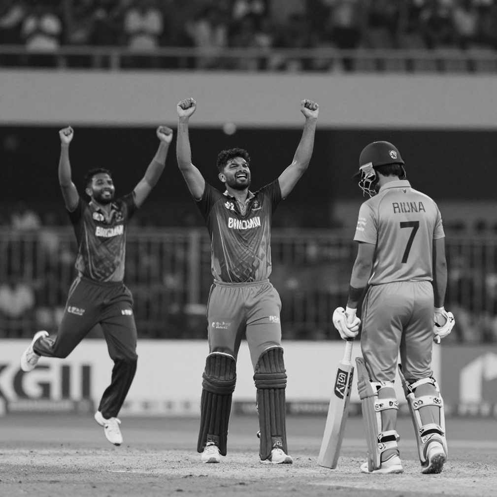 ভিনটেজ কার, চেন্নাইয়ের নিরাপত্তা-দেওয়াল আর ডিসেম্বরের দরজা: ধোনির আইপিএল ভবিষ্যৎ নিয়ে যা স্কোরবোর্ড বলে না ভিনটেজ কার, চেন্নাইয়ের নিরাপত্তা-দেওয়াল আর ডিসেম্বরের দরজা: ধোনির আইপিএল ভবিষ্যৎ নিয়ে যা স্কোরবোর্ড বলে না