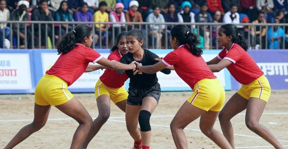 মাঠ যেখানে নাম লেখে, স্কোরবোর্ড যেখানে নাম ভোলে