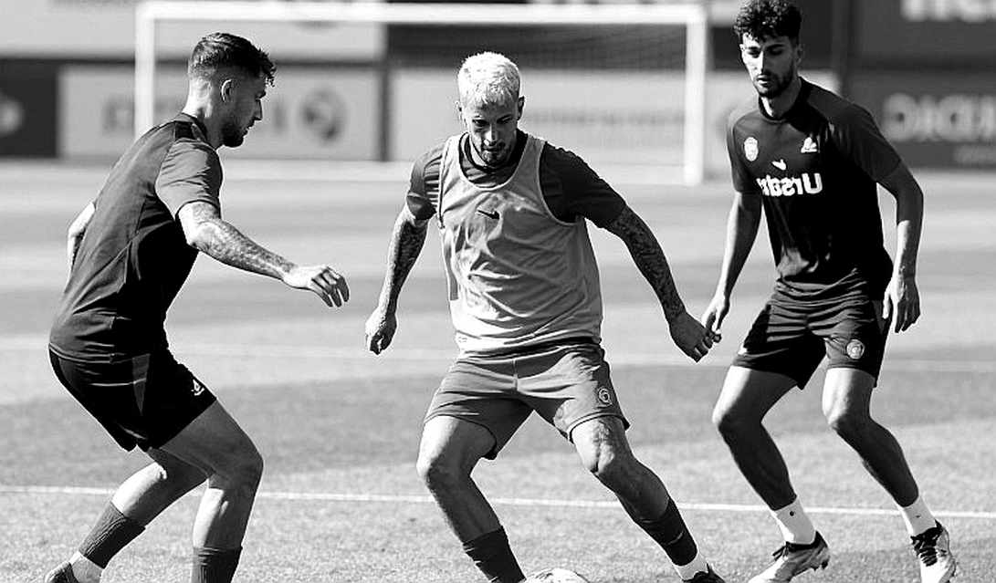 44 Seconds, One Low Cross and Four Newspapers' 7.25: What Jorrel Hato's Match Actually Proves 44 Seconds, One Low Cross and Four Newspapers' 7.25: What Jorrel Hato's Match Actually Proves