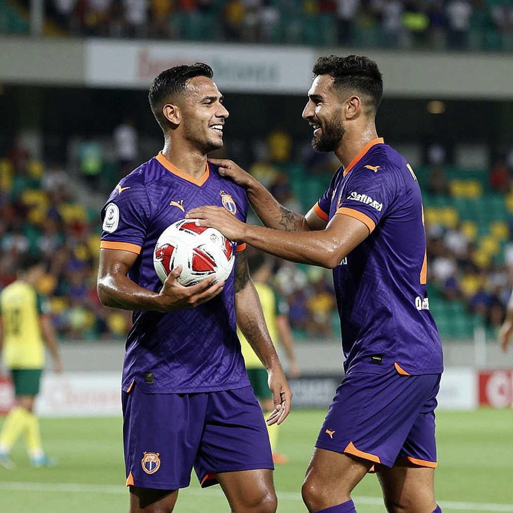 কমোটোর অভিষেক: মিলানের একাডেমি তারকা ও ইউরোপা লিগের রোটেশন পরিকল্পনা