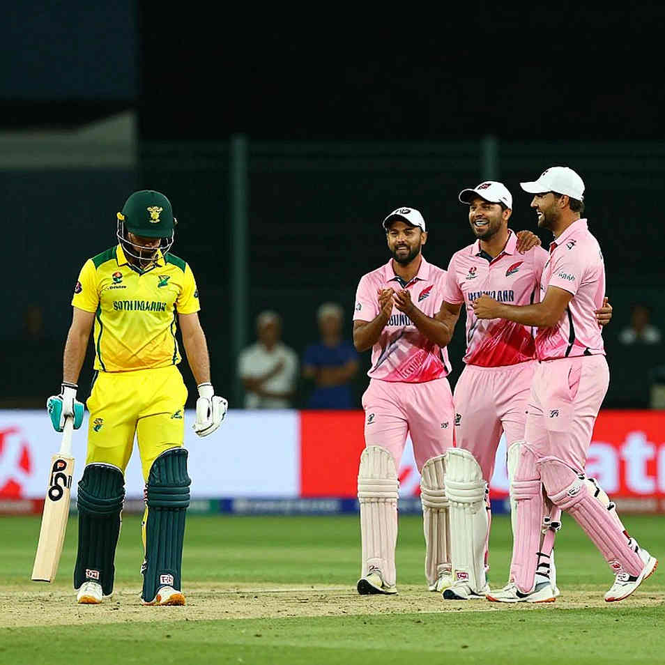 লায়ন বাদ, বোল্যান্ড ইন: গকেবেরহায় অস্ট্রেলিয়ার চার-সিমার জুয়া আর পঞ্চম দিনের অপ্রশ্ন লায়ন বাদ, বোল্যান্ড ইন: গকেবেরহায় অস্ট্রেলিয়ার চার-সিমার জুয়া আর পঞ্চম দিনের অপ্রশ্ন
