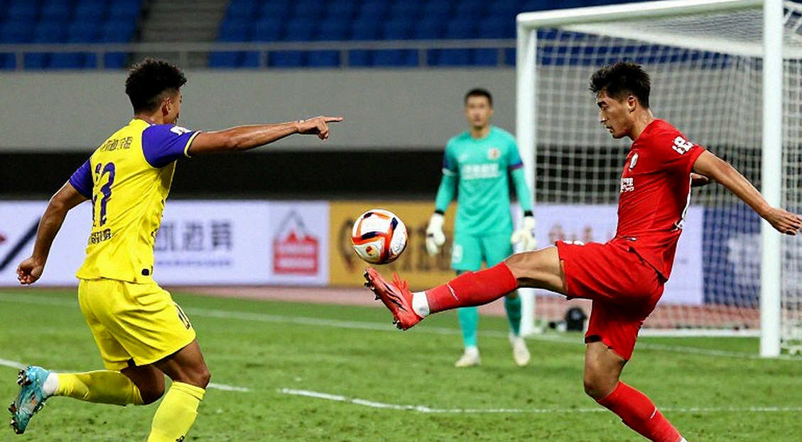 The Call That Is Never Made: VAR's Silent Honesty in a Referee's Notebook The Call That Is Never Made: VAR's Silent Honesty in a Referee's Notebook