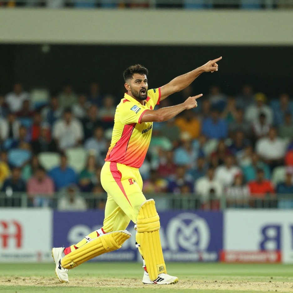 ছয় উইকেট, তেইশ রান, একটি হ্যাটট্রিক: যে সকালে আফগানিস্তান তার শ্বাস হারাল ছয় উইকেট, তেইশ রান, একটি হ্যাটট্রিক: যে সকালে আফগানিস্তান তার শ্বাস হারাল