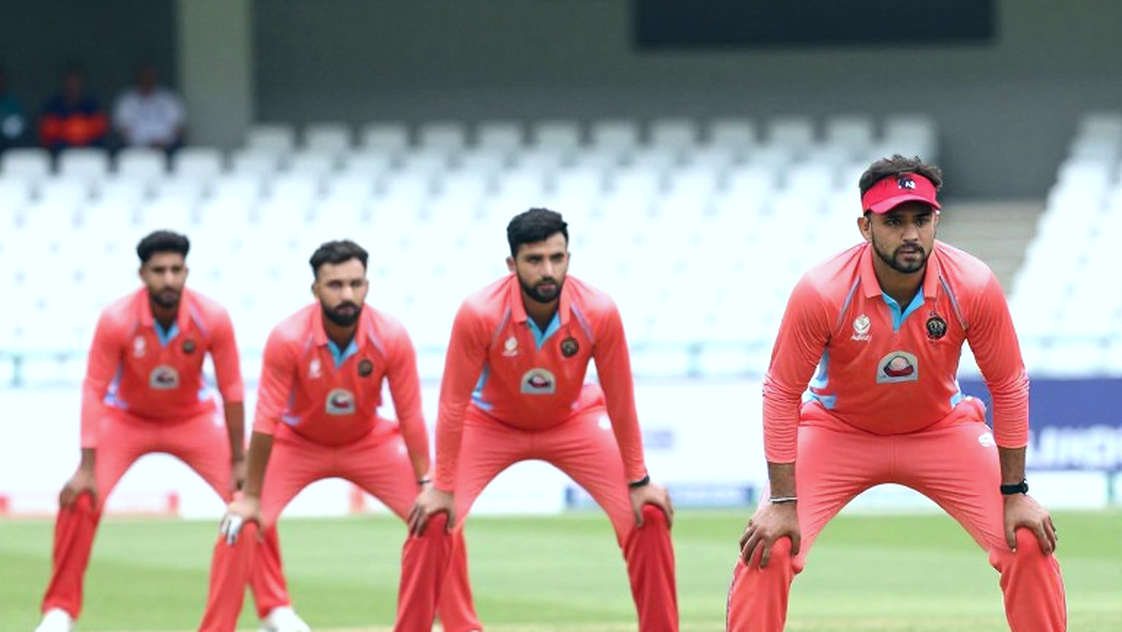 ১৬ বলের পর আলো নিভল, কিন্তু ম্যাচটা হারিয়েছিল সূচি: রোজ বোলের তৃতীয় টি-টোয়েন্টির অটোপসি ১৬ বলের পর আলো নিভল, কিন্তু ম্যাচটা হারিয়েছিল সূচি: রোজ বোলের তৃতীয় টি-টোয়েন্টির অটোপসি