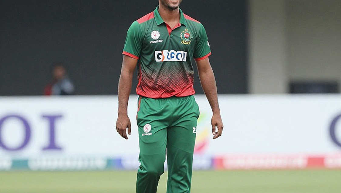 রাওয়ালপিন্ডির ফ্ল্যাট ডেকে ব্রুকের আসল পরীক্ষা: ৫১.৩ গড়ের আড়ালে লুকিয়ে থাকা তিনটি প্রশ্ন