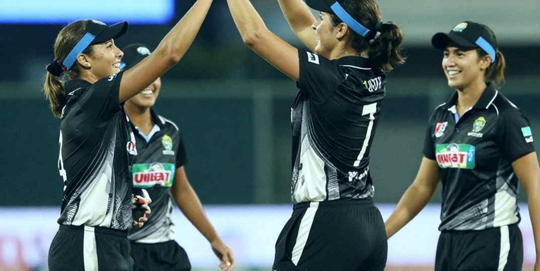 ধনঞ্জয় ডি সিলভার টেস্ট অধিনায়কত্ব ছাড়া: ১৮ টেস্ট, ৭ জয় এবং এক নামের মিল ধনঞ্জয় ডি সিলভার টেস্ট অধিনায়কত্ব ছাড়া: ১৮ টেস্ট, ৭ জয় এবং এক নামের মিল