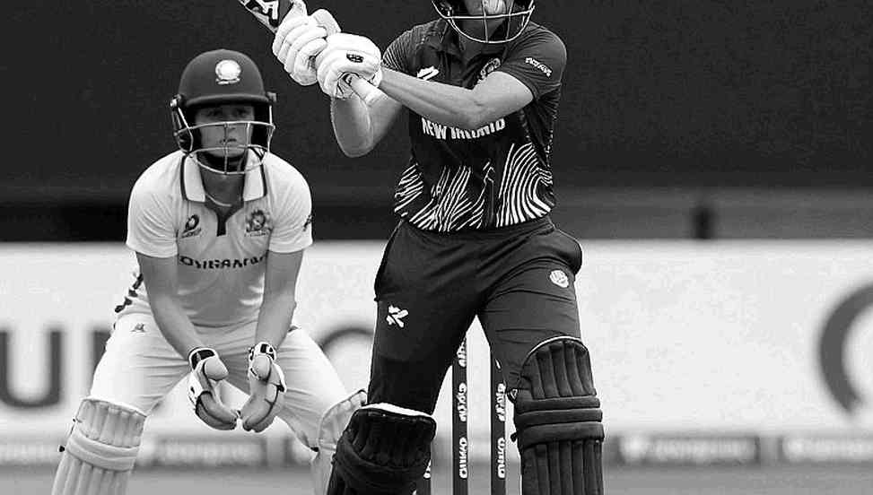 ফিফটি ও ছয় উইকেট: আরাফাত মিনহাসের আগে পাকিস্তানের যে ফাঁকটা কেউ গোনেনি