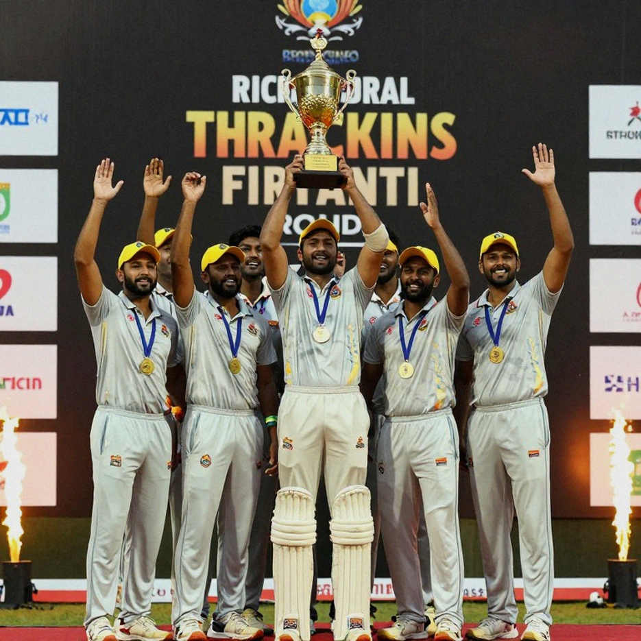 করাচি থেকে লাহোর: ২৪ ঘণ্টায় সরানো ফাইনাল, ১০৭ পয়েন্টের অসমীকরণ করাচি থেকে লাহোর: ২৪ ঘণ্টায় সরানো ফাইনাল, ১০৭ পয়েন্টের অসমীকরণ