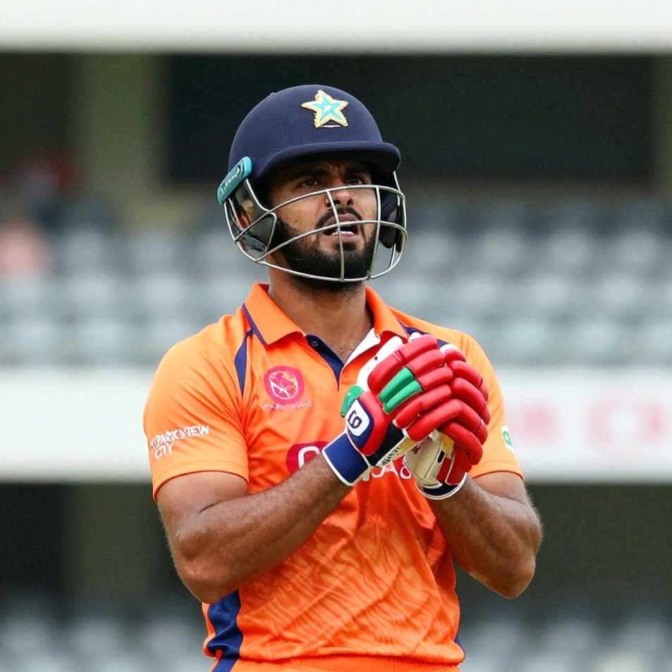 Cricket's Invisible Ledger: Reviews, Frames and the Arithmetic of Evidence Cricket's Invisible Ledger: Reviews, Frames and the Arithmetic of Evidence